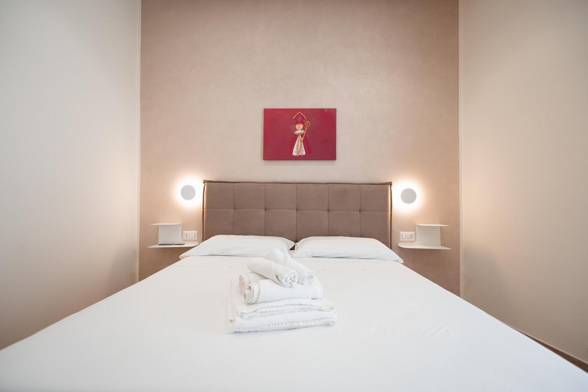 Nazzarooms Napels Buitenkant foto
